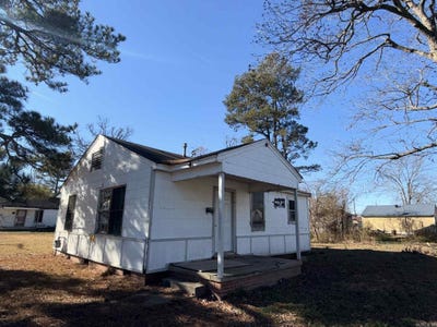 /international/us/1734-e-circle-drive-pine-bluff-ar-110104874792/