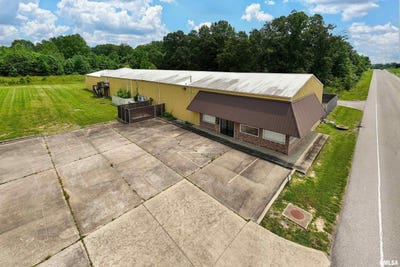 /international/us/1275-n-reed-station-road-carbondale-il-110099931447/