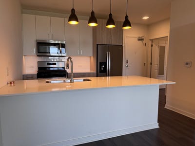 /international/us/122-e-northwest-highway-mount-prospect-il-110108997835/