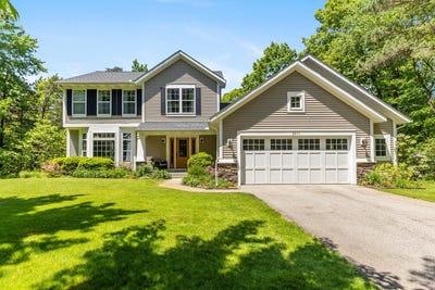 /international/us/3977-tall-grass-e-court-holland-mi-110108390389/