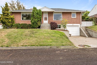 /international/us/2707-shelton-ave-yakima-wa-110119985788/