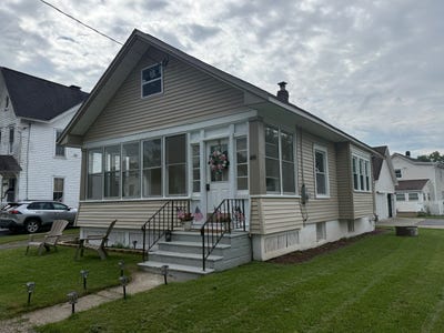 /international/us/49-haskell-st-hagaman-ny-110108689618/