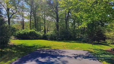 /international/us/pasture-lane-lot-8-banner-elk-nc-110107961978/