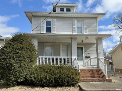 /international/us/469-n-2nd-avenue-canton-il-110105919644/