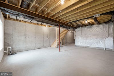 /international/us/157-highpoint-park-drive-pleasant-gap-pa-110094266905/