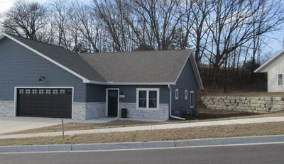 /international/us/1007-rusalka-circle-reedsburg-wi-110098136084/