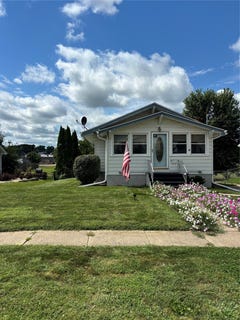 /international/us/201-e-13th-street-n-newton-ia-110100123164/