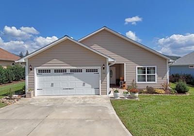 /international/us/348-riverwalk-circle-hayesville-nc-110106618912/
