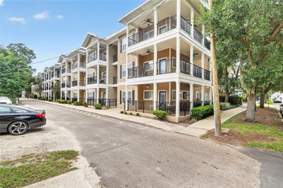 /international/us/1440-nw-3rd-place-gainesville-fl-110110308860/