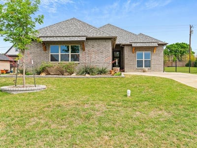 /international/us/323-green-meadow-drive-little-elm-tx-110099331136/?lang=pt