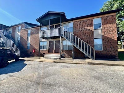 /international/us/920-n-leverett-avenue-fayetteville-ar-110108383521/