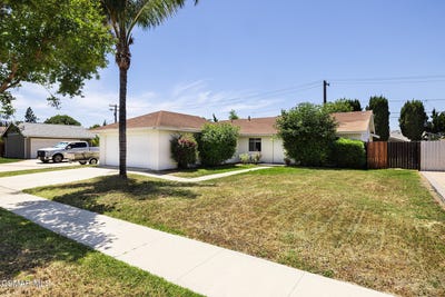 /international/us/1077-haven-avenue-simi-valley-ca-110100304327/