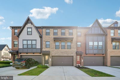 /international/us/8124-bock-farm-place-alexandria-va-110105797566/