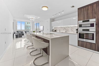 /international/us/851-ne-1st-ave-miami-fl-110120123822/
