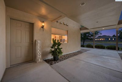 /international/us/3710-w-canyon-lakes-dr-kennewick-wa-110109192369/