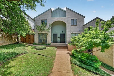 /international/us/2613-mccart-avenue-fort-worth-tx-110108259287/