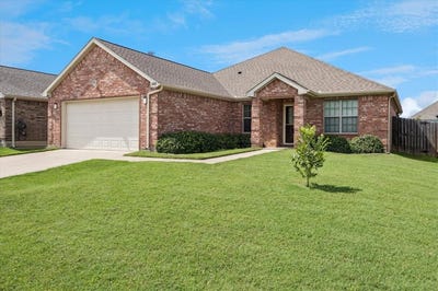 /international/us/308-valley-drive-aubrey-tx-110101126668/