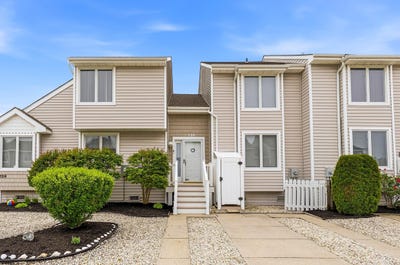 /international/us/124-e-austin-ave-lower-township-nj-110108449153/