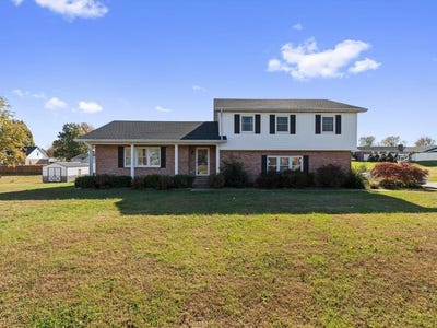 /international/us/105-nelson-st-clay-ky-110103548162/