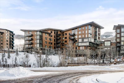 /international/us/77-wood-road-snowmass-village-co-110104938399/
