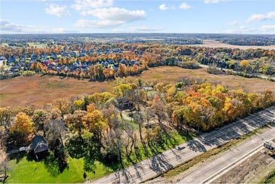 /international/us/625-hackamore-road-medina-mn-110103327312/