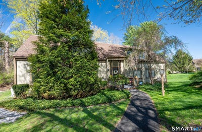 /international/us/428-heritage-village-southbury-ct-110107570578/