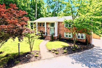 /international/us/4104-birchleaf-court-chester-va-110120459200/