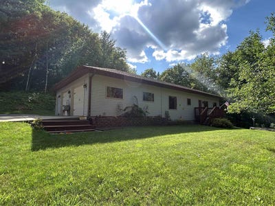 /international/us/3266-county-road-e-warrens-wi-110097271331/?lang=zh-tw
