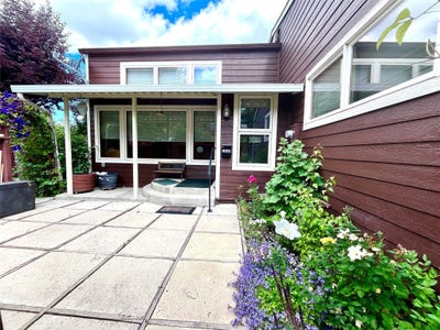 /international/us/1036-cedarwood-drive-helena-mt-110100619224/
