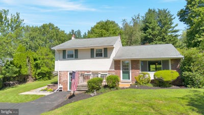 /international/us/1042-davis-grove-road-ambler-pa-110119904948/