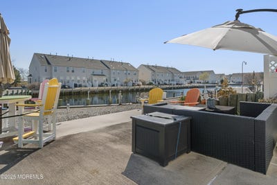 /international/us/33-blue-heron-lane-bayville-nj-110098675555/