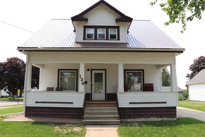 /international/us/124-south-st-caledonia-mn-110100210347/