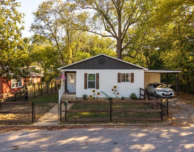 /international/us/1052-w-6th-street-west-plains-mo-110120512258/