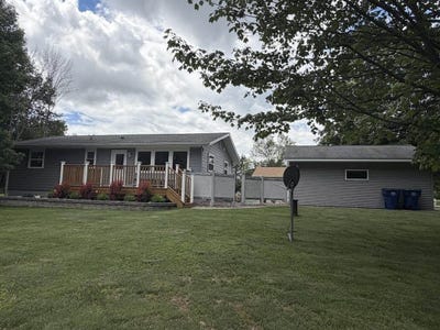 /international/us/156979-schroeder-drive-wausau-wi-110108905388/