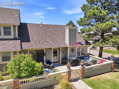 /international/us/727-crown-point-drive-colorado-springs-co-110107807432/