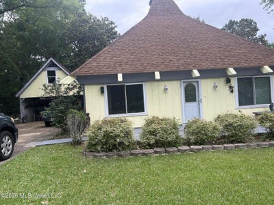 /international/us/6837-hilo-street-diamondhead-ms-110107859030/