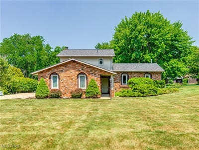 /international/us/3879-dogwood-street-nw-uniontown-oh-110100971388/
