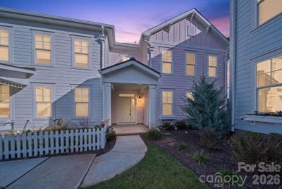 /international/us/270-gilead-road-huntersville-nc-110120465778/