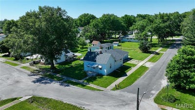 /international/us/311-e-1st-north-street-mount-olive-il-110108613927/