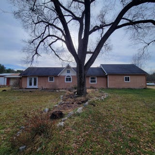 /international/us/13625-potter-road-bear-lake-mi-110103692575/