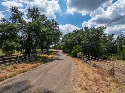 /international/us/county-road-4125-iredell-tx-110119794230/