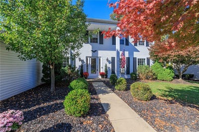 /international/us/18204-winchester-court-strongsville-oh-110120577998/