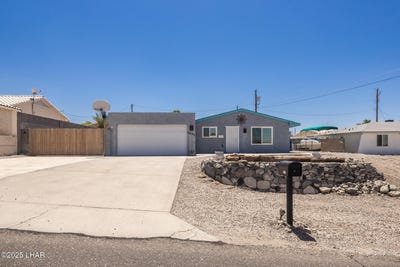 /international/us/2820-poseidon-dr-lake-havasu-city-az-110101297739/