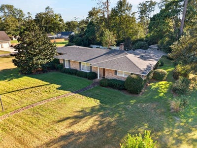 /international/us/1403-third-avenue-picayune-ms-110120763343/