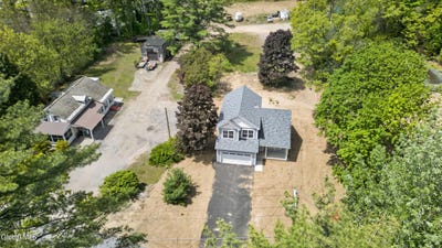 /international/us/178-montray-road-queensbury-ny-110108358920/