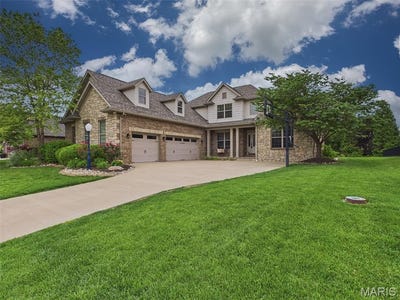 /international/us/3312-hershiser-court-edwardsville-il-110108250984/