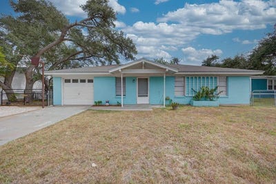 /international/us/1330-red-bird-rockport-tx-110119887125/