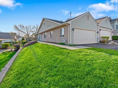 /international/us/1707-pine-street-mchenry-il-110108027588/