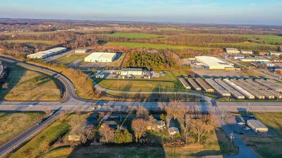 /international/us/0-cherokee-trace-sub-hopkinsville-ky-110095181215/