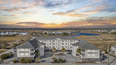 /international/us/1505-n-new-river-drive-surf-city-nc-110104509757/